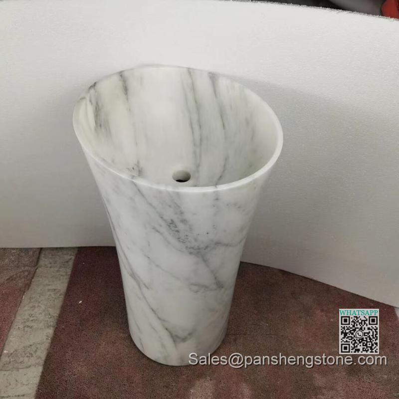 Onyx pedestal sink